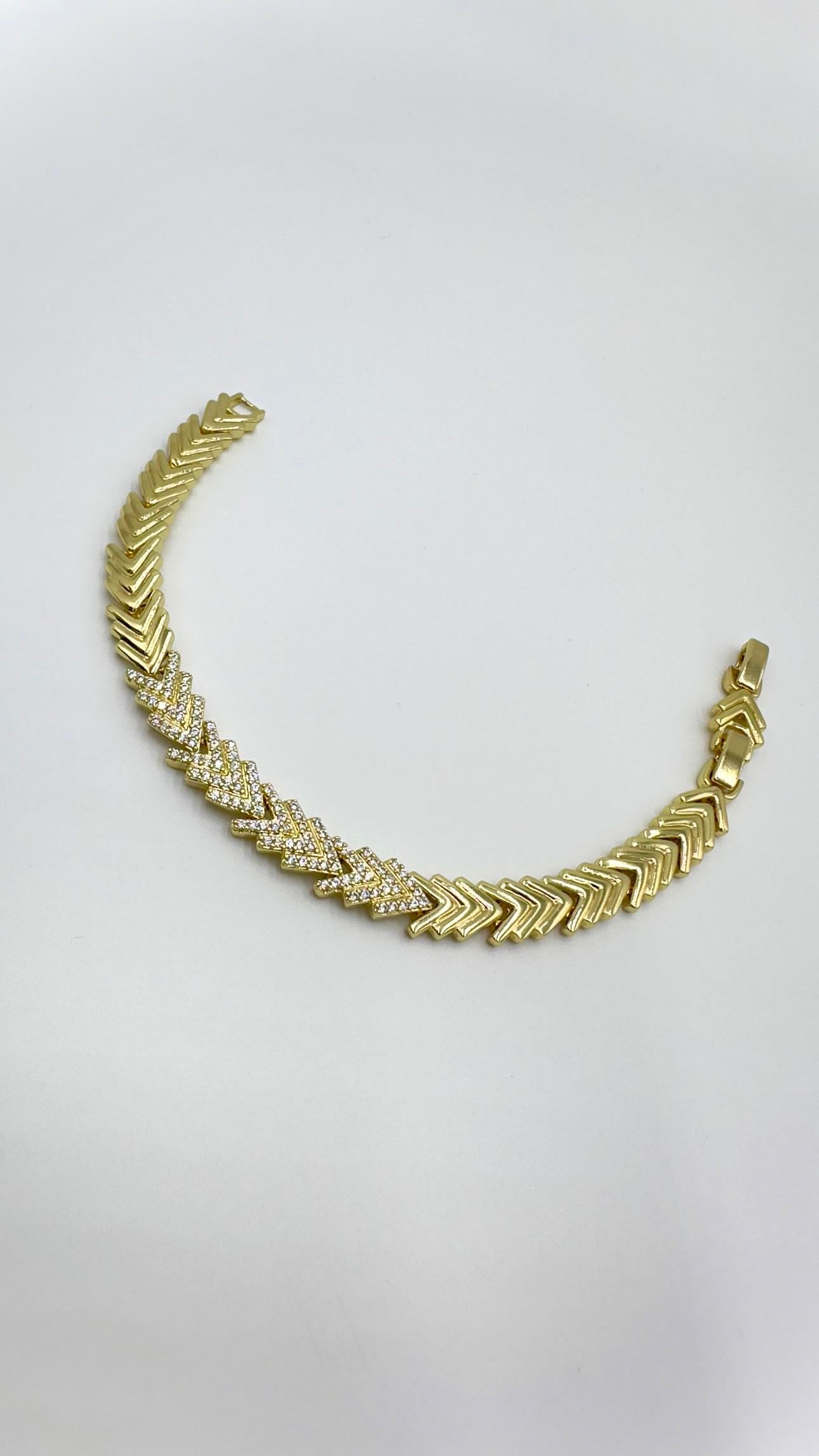 Vp Balık Sırtı Taşlı Bileklik