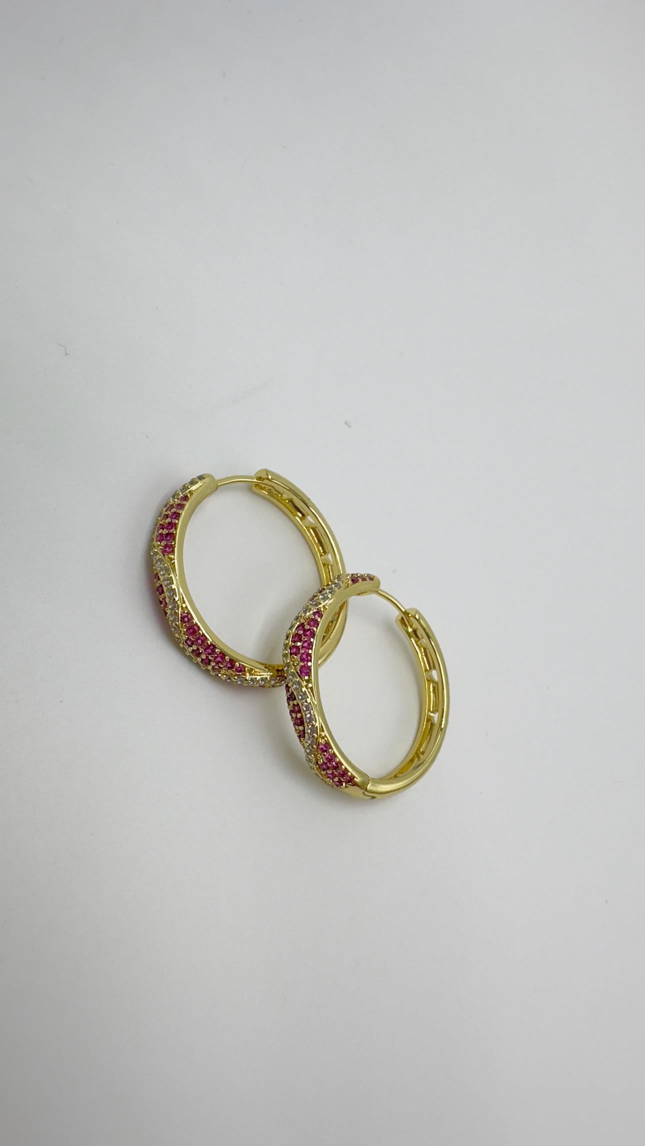 Vp Mürdüm Renkli Taşlı Halka Model Küpe