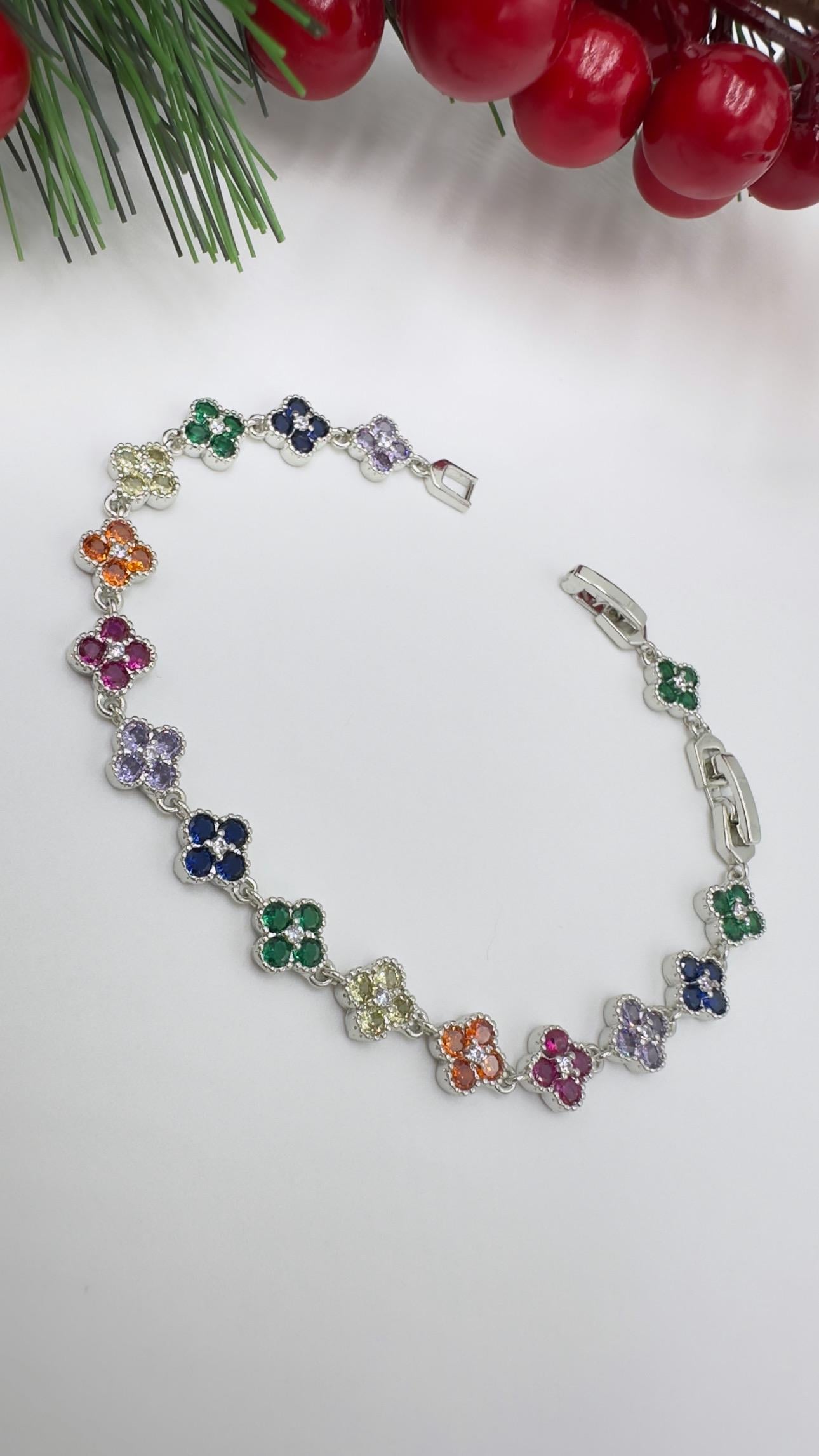 Vp Sılver Renkli Yonca Model Bileklik