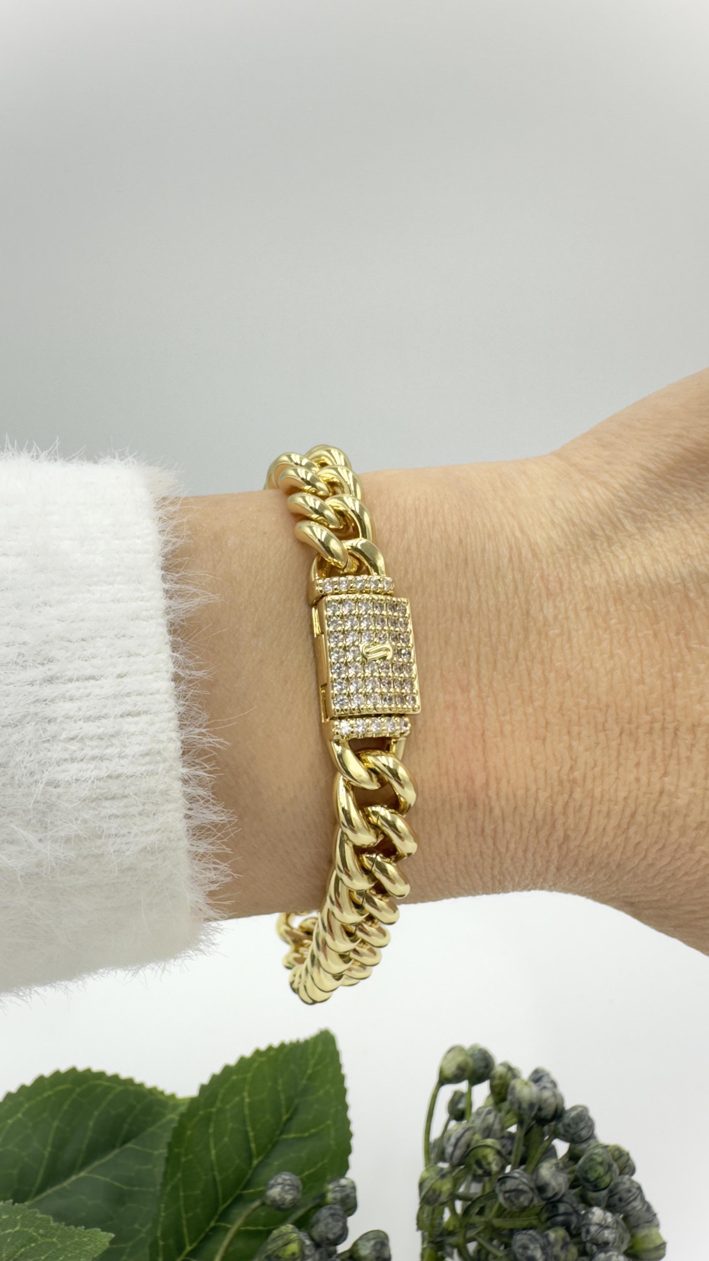 Vp Taşsız Gurmet Model Bileklik