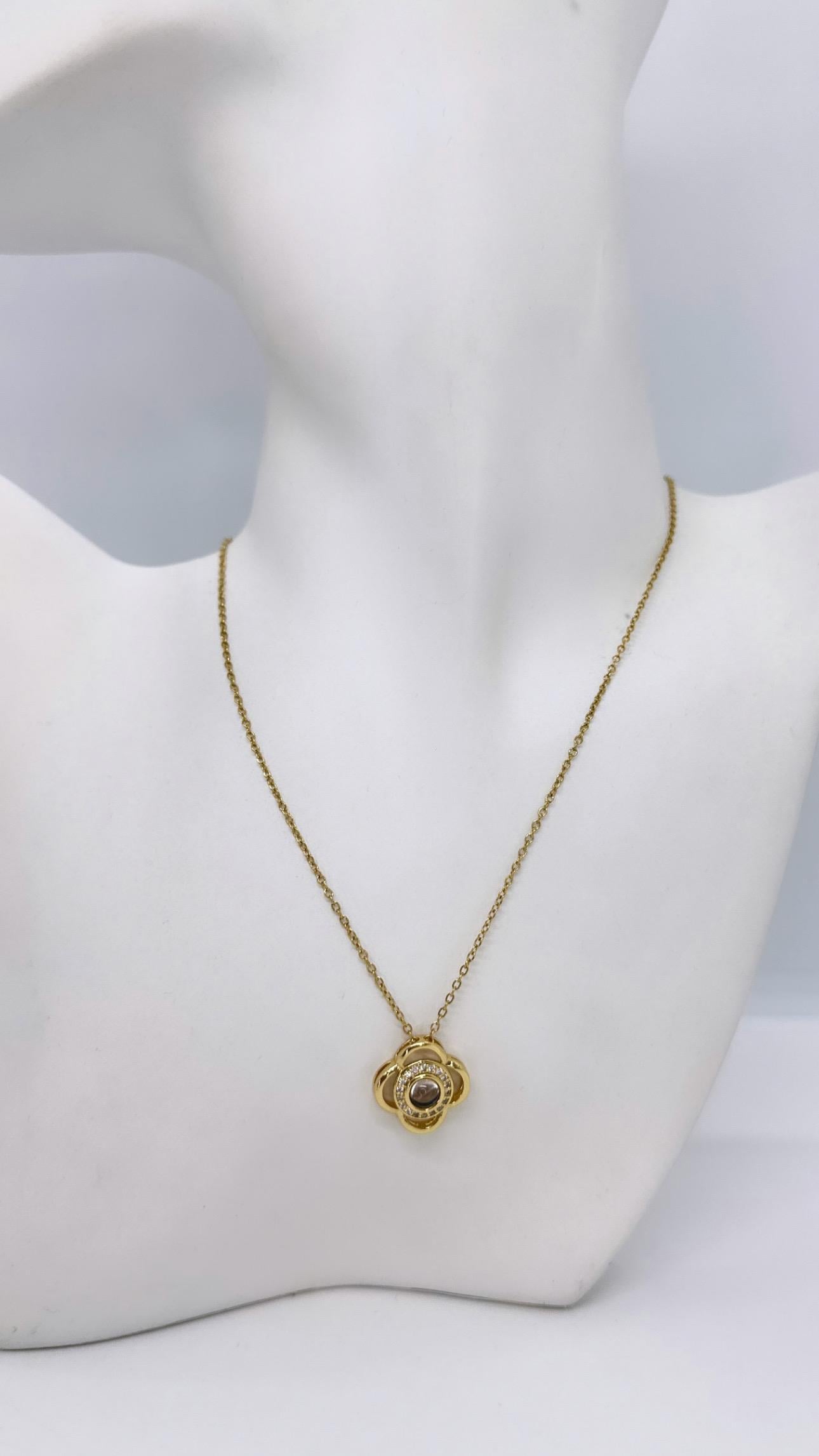 Yonca 100 Dilde Seni Seviyorum Kolyesi