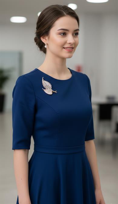 Gold Yaprak Model Broş
