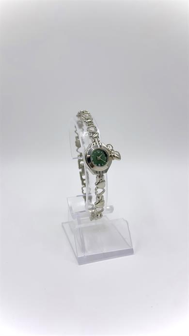 Kalpli Sılver Kordonlu Yuvarlak Yeşil Kadranlı Charmlı Saat