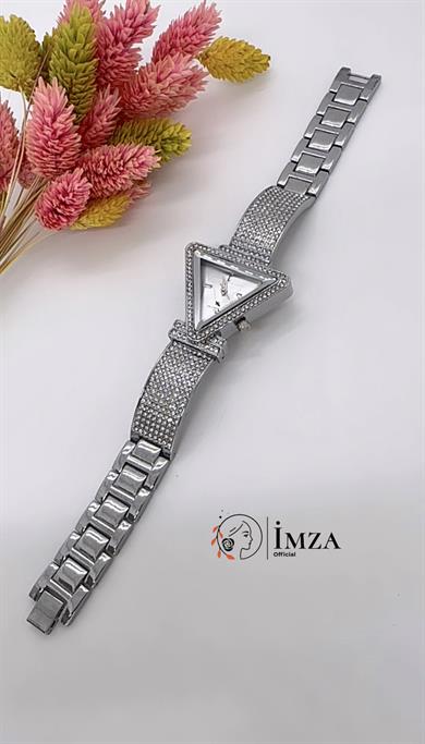 Marka Model Gues Üçgen Silver Saat