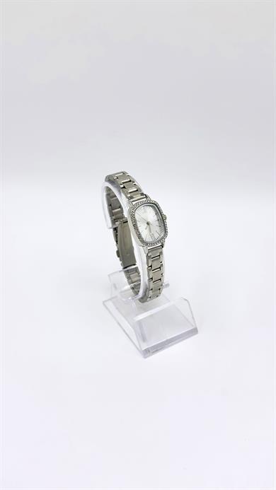 Oval Sılver Taşlı Beyaz Kadranlı Saat