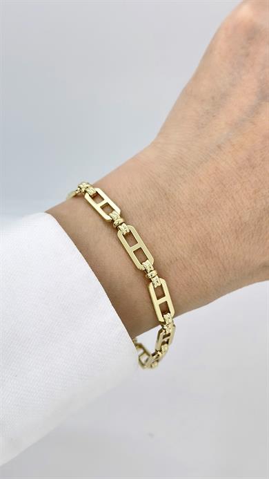 Vip 14 K Ataç Bileklik