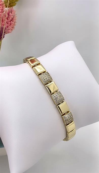 Vip 14 K Taşlı Kare Bileklik