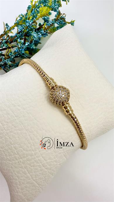 Vip Marka Model Top Detaylı Bileklik