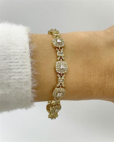 Vp 14 K Bağet Taşlı Kare Model Bileklik