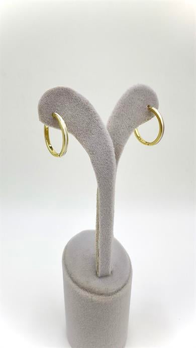 Vp 14 K Beyaz Mineli Halka Model Küpe