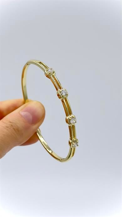 Vp 14 K Dört Taşlı Model Kelepçe Bileklik