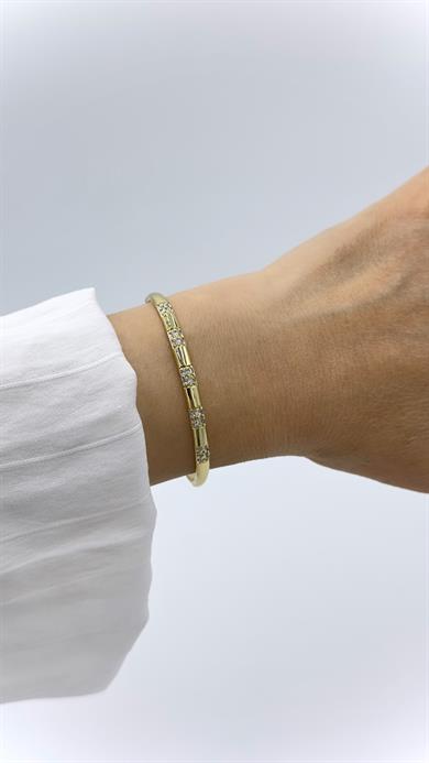 Vp 14 K Taşlı Çizgi Model Kelepçe Bileklik