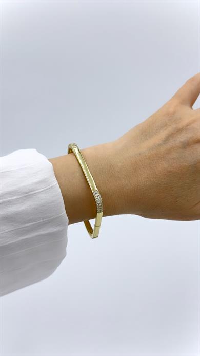 Vp 14 K Taşlı Kare Model Kelepçe Bileklik