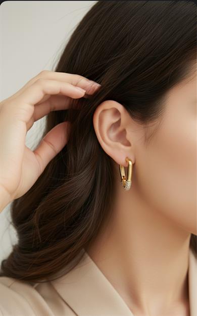 Vp Rose Gold Üçgen Model Küpe