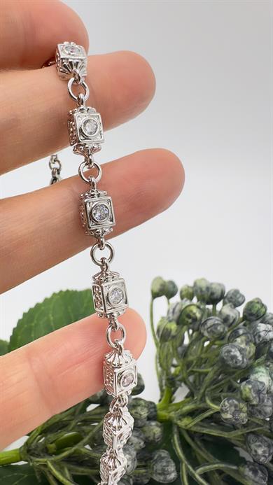 Vp Sılver Taşlı Küp Model Bileklik