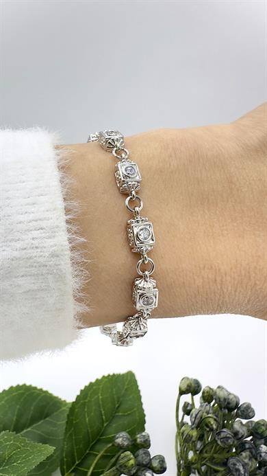 Vp Sılver Taşlı Küp Model Bileklik