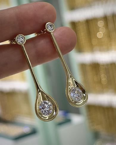 Vp14 K Altın Kaplama Taşlı Güneş Model Kolye