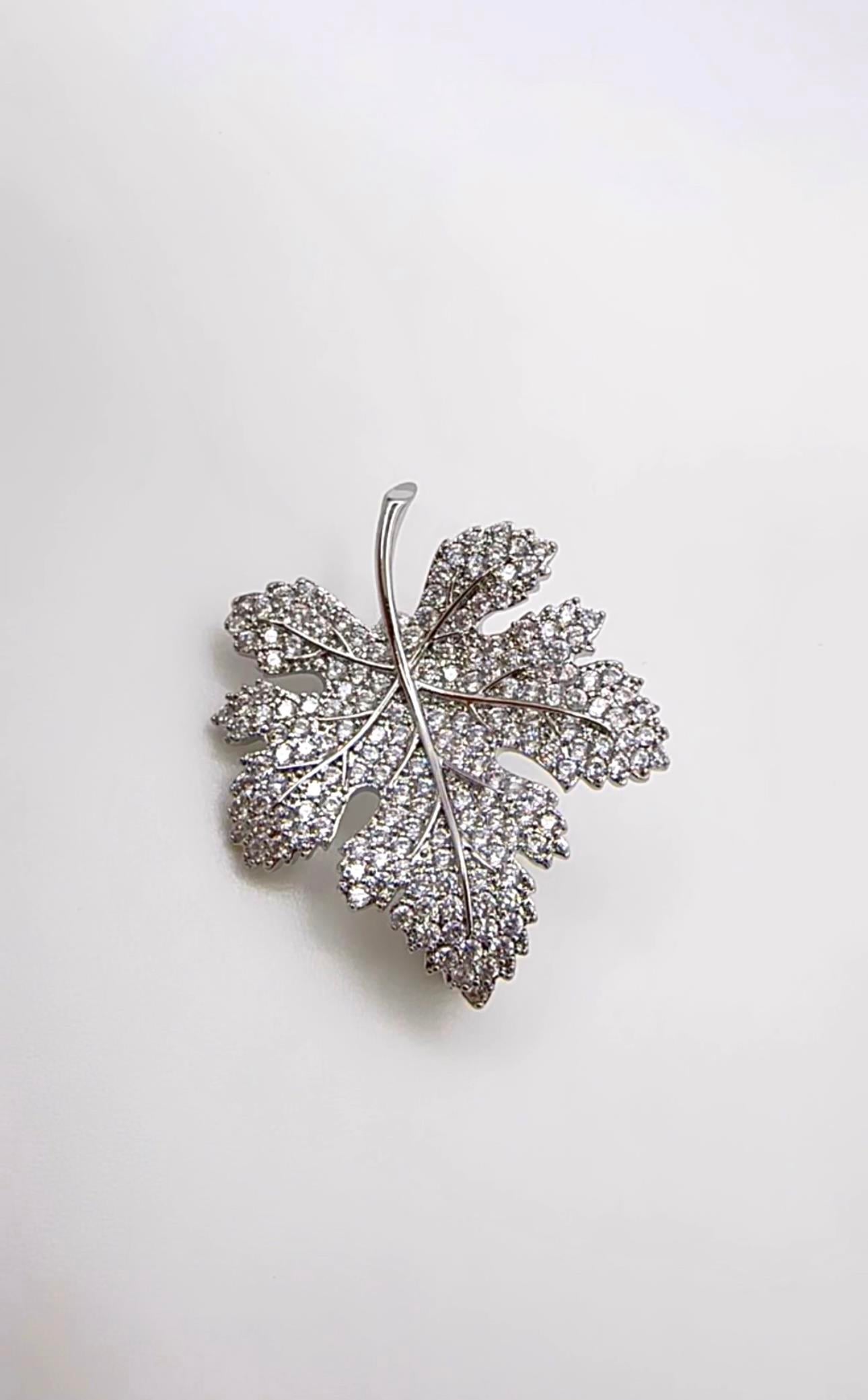 Çınar Yaprağı Broş Silver