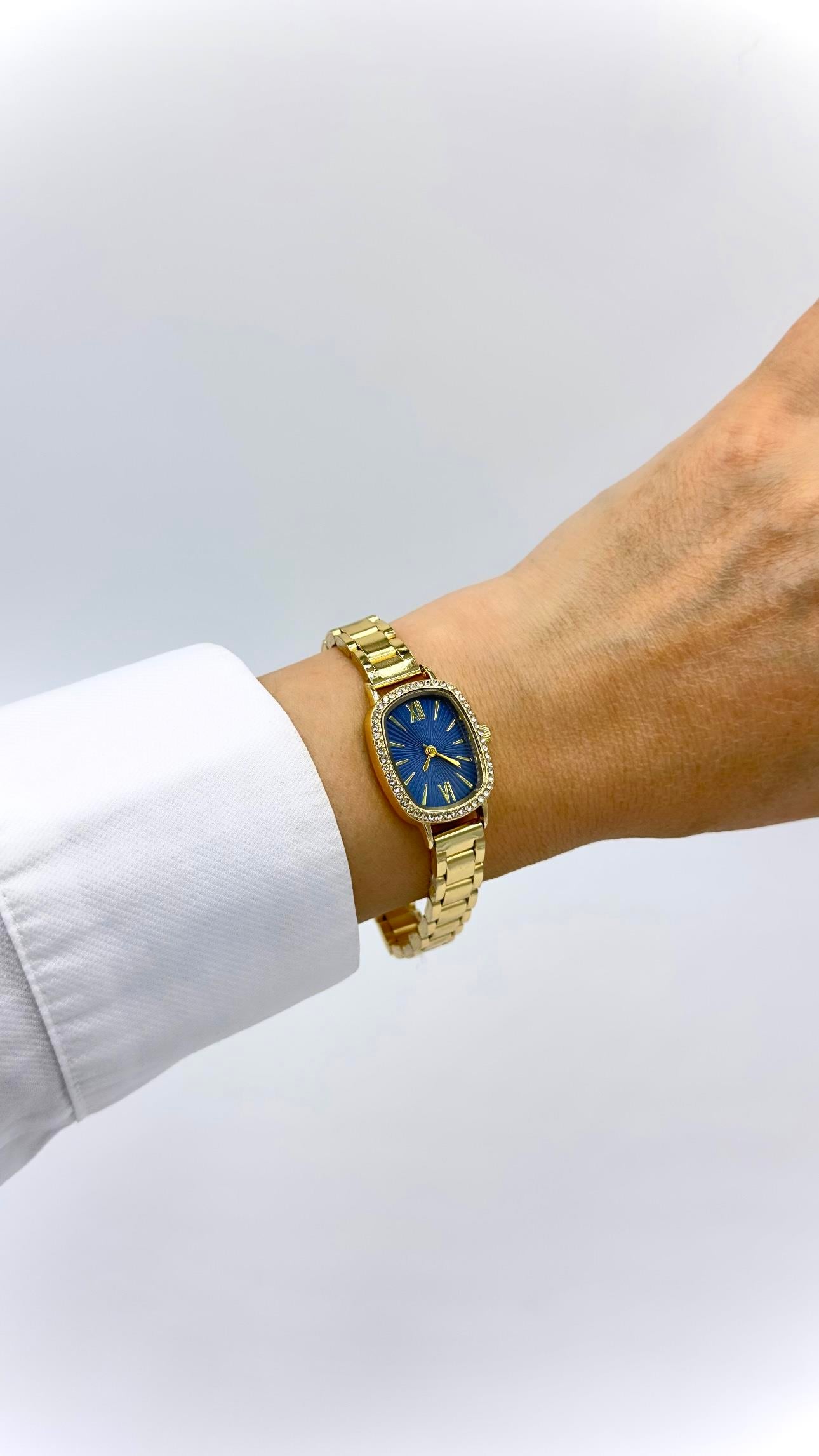 Oval Gold Taşlı Lacivert Kadranlı Saat