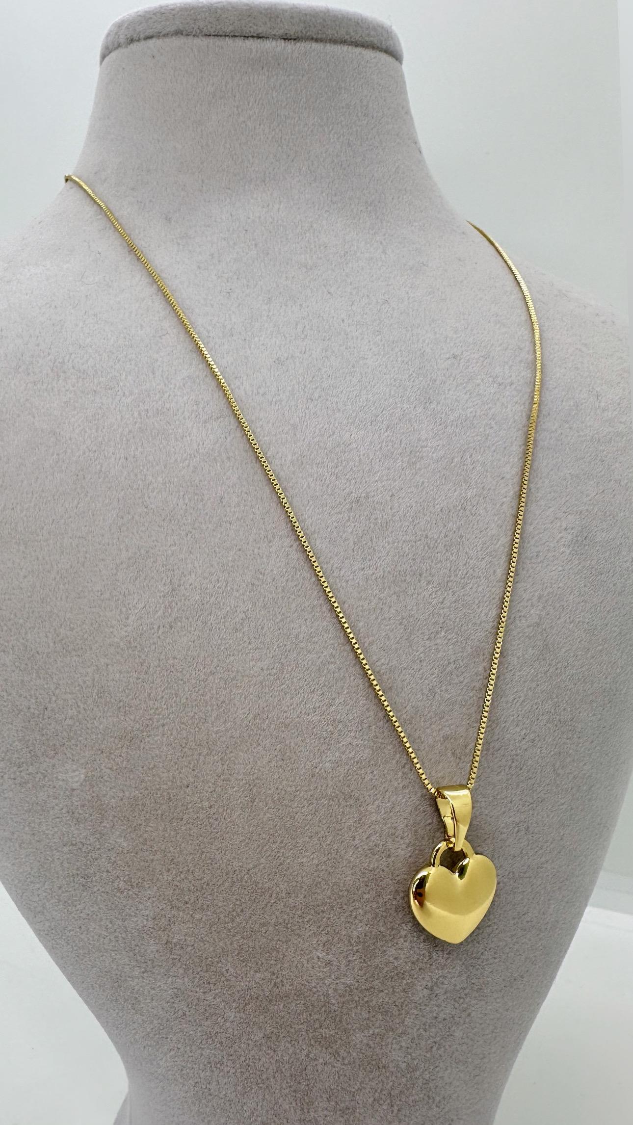 Vip 14 K Kalp Kolye