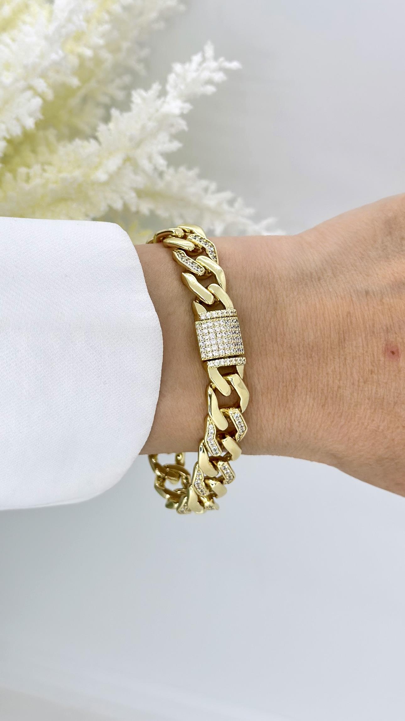 Vip 14 K Taşlı Gurmet Bileklik