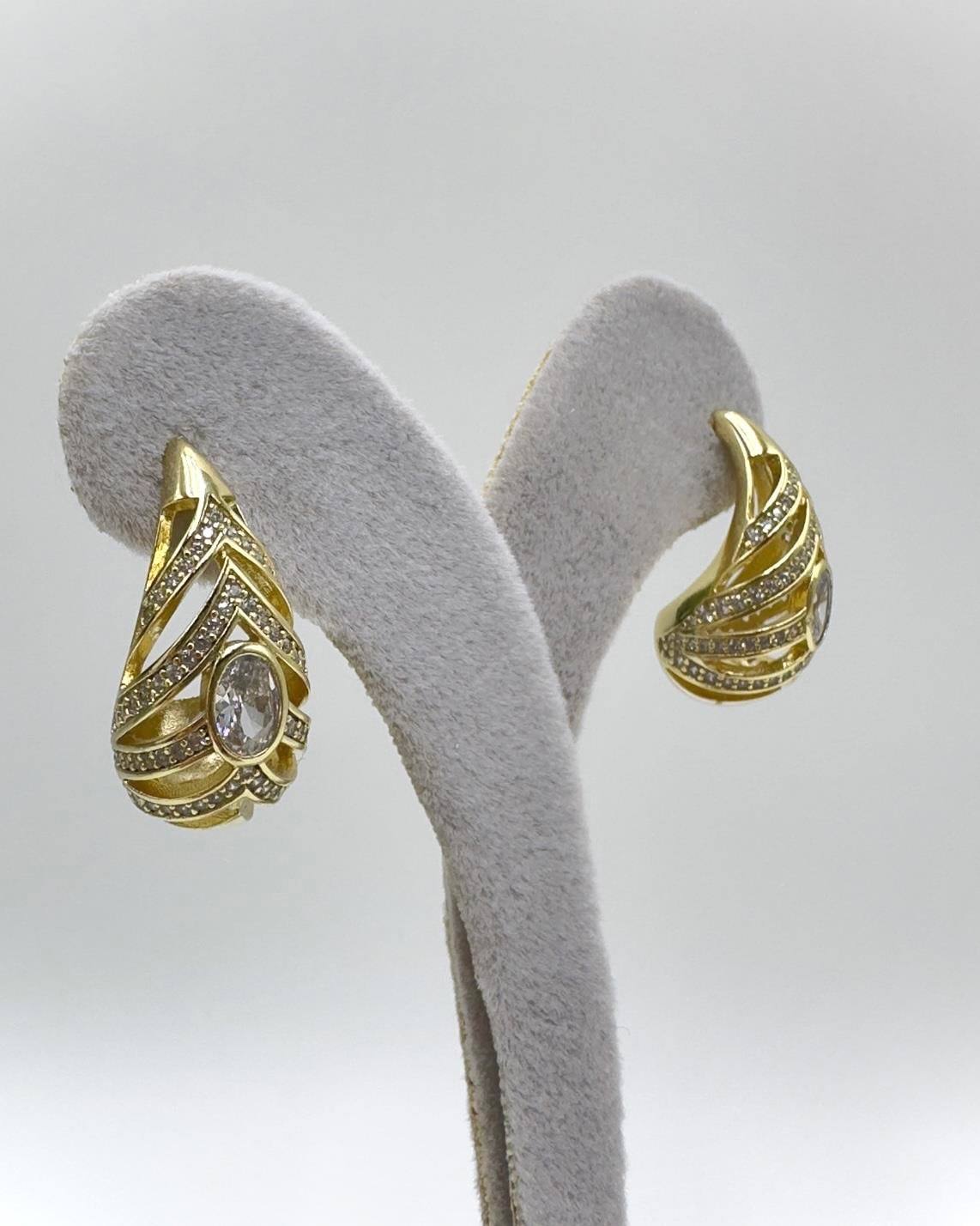 Vip 17 K Başak Damla Küpe