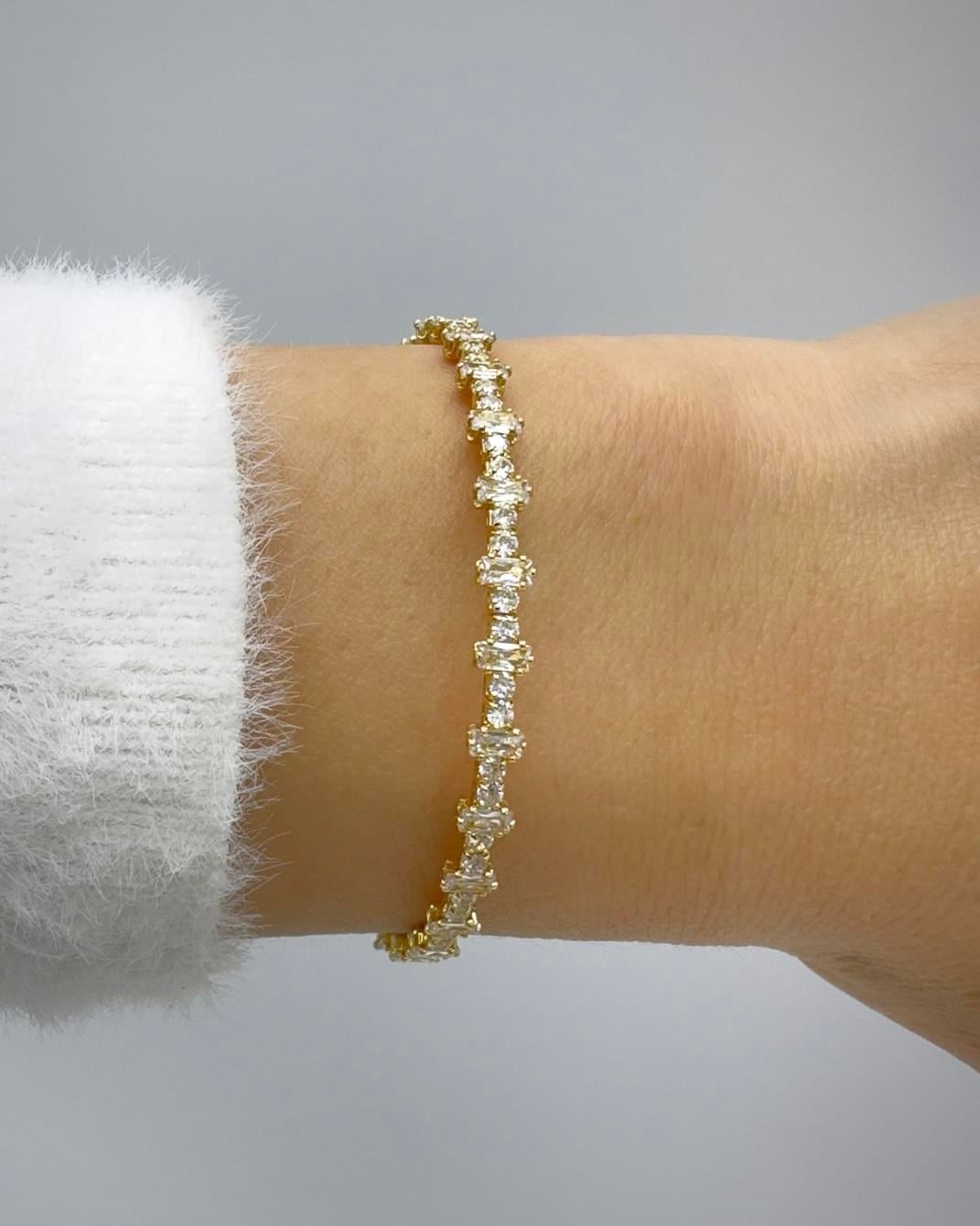 Vp 14 K Altın Kaplama Tasarım Model Kelepçe