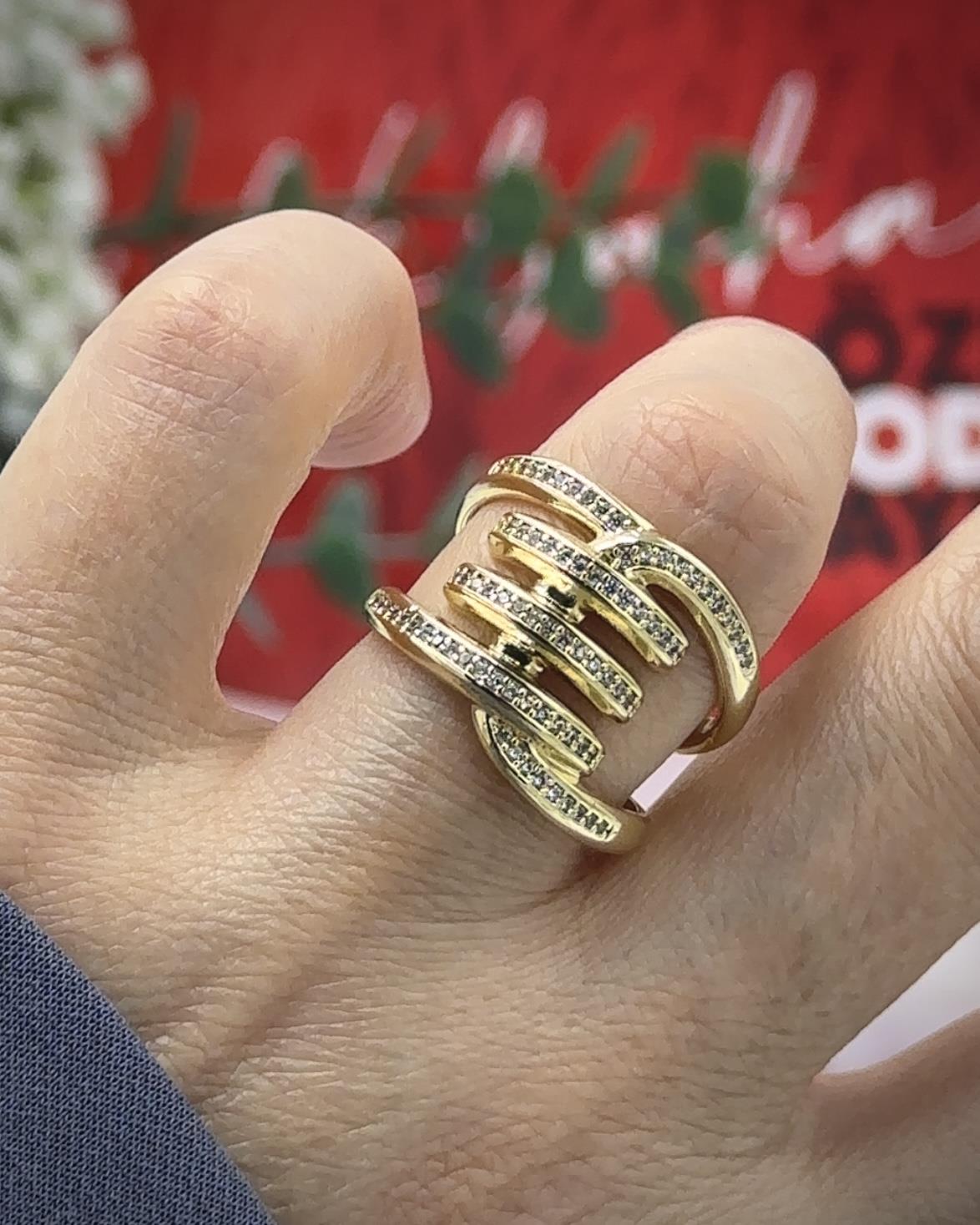 Vp 14 K Altın Kaplama Taşlı Kaburga Model Yüzük