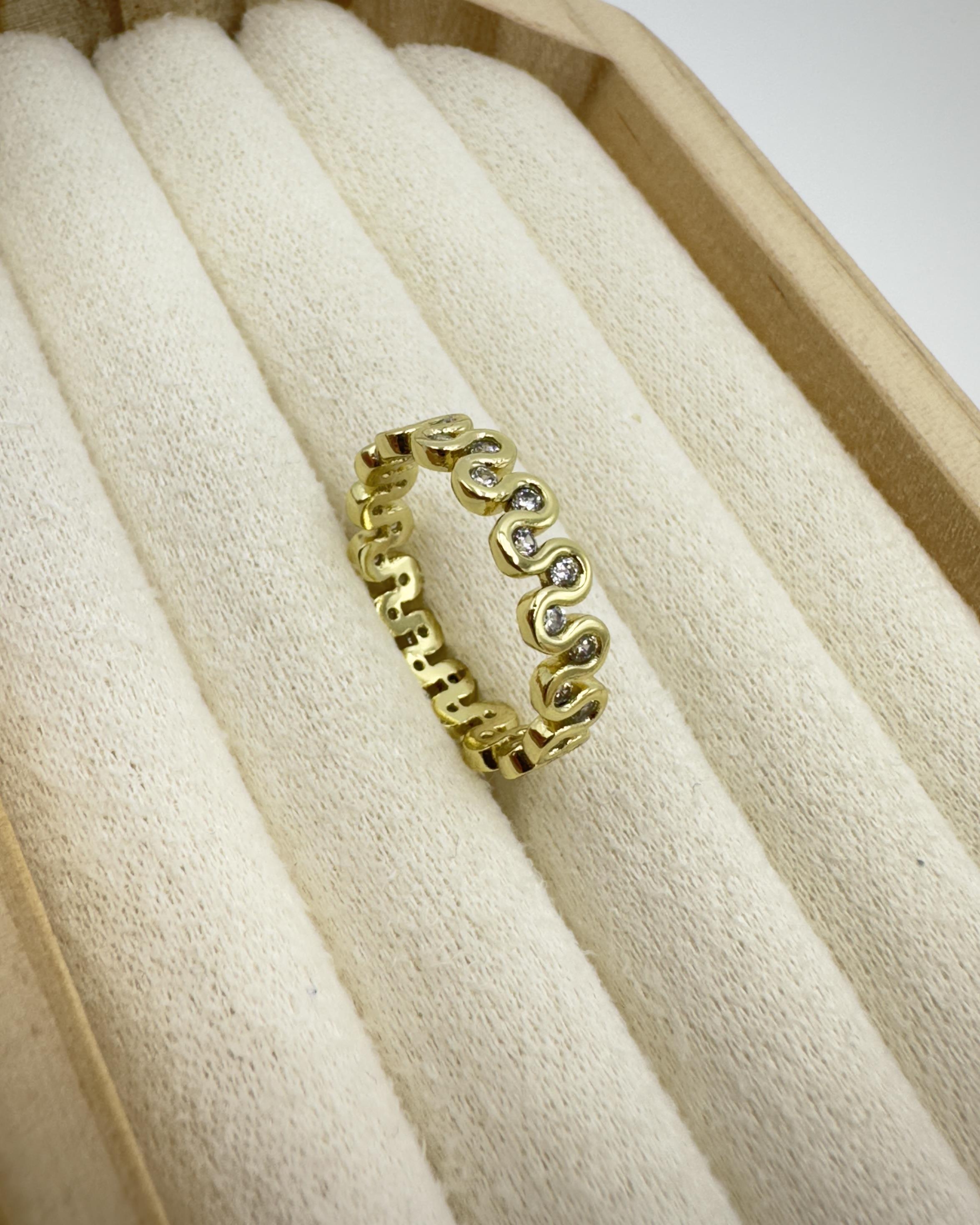 Vp 14 K Altın Kaplama Taşlı S Model Yüzük