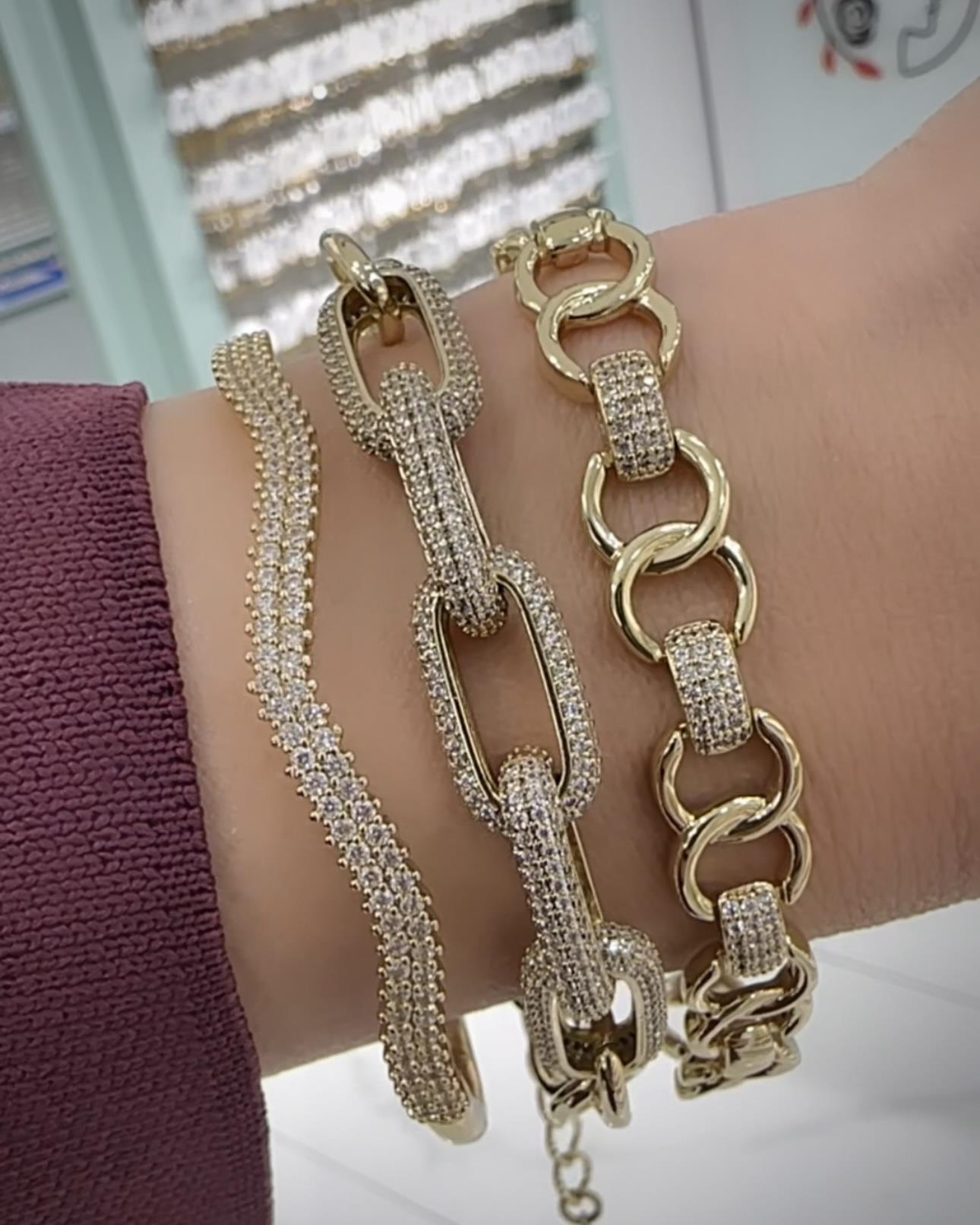 Vp 14 K Bileklik Kombin