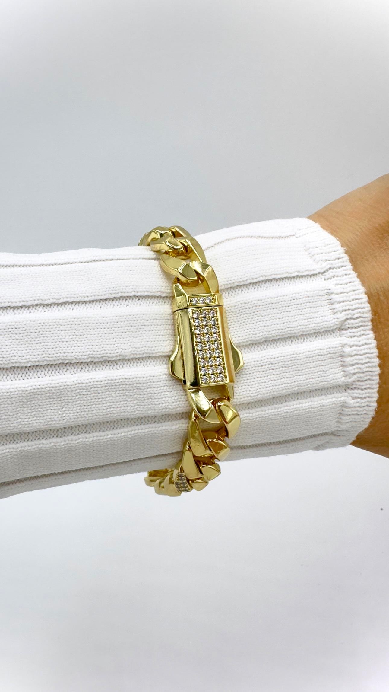 Vp 14 K İtalyan Kilitli Model Gurmet Bileklik