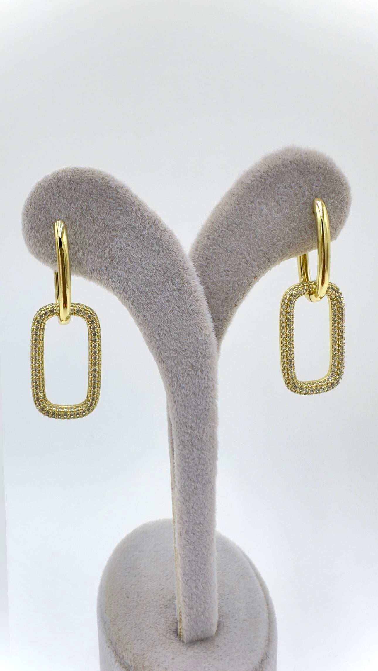 Vp 14 K Kare Geçme Model Küpe