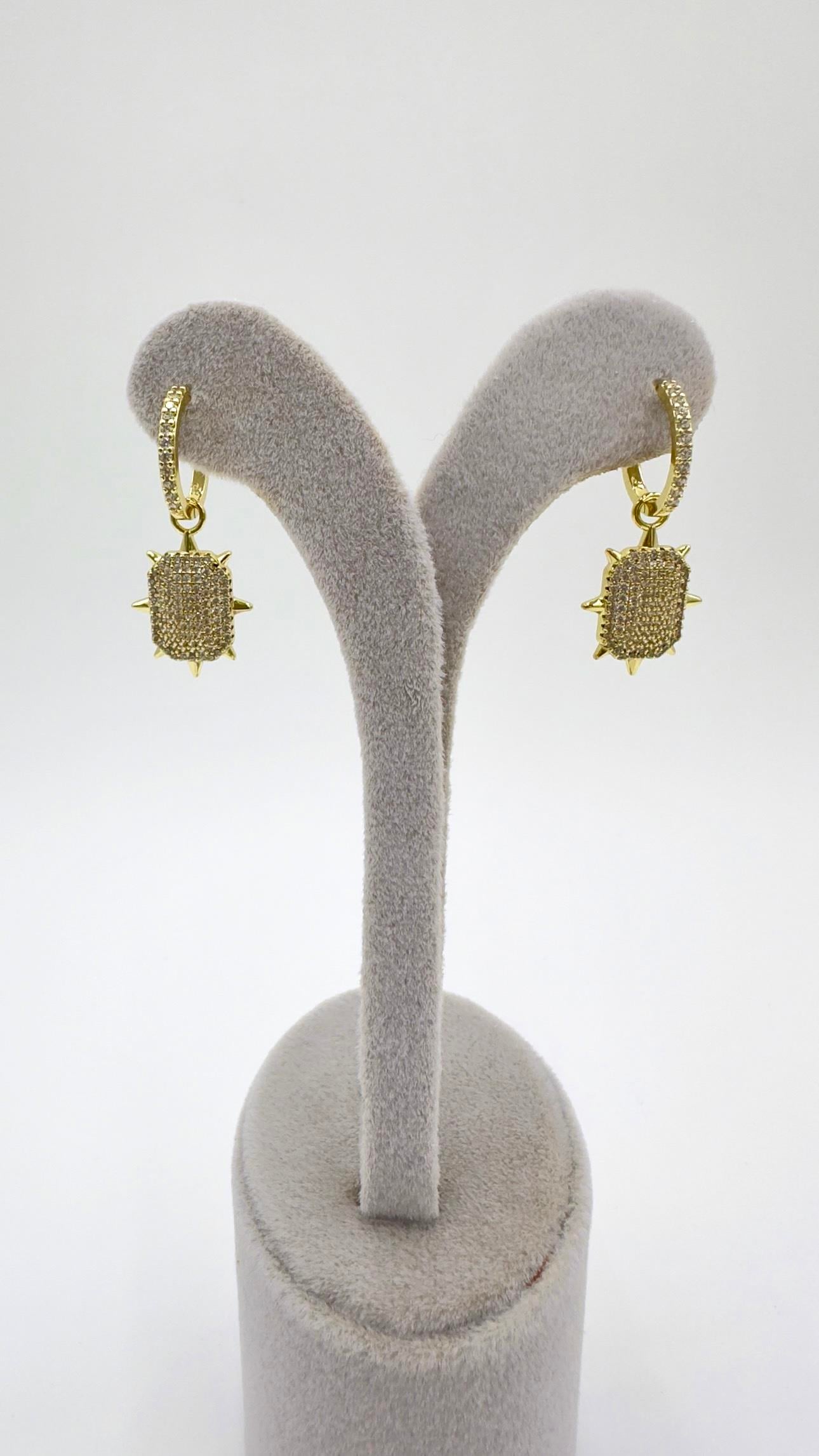 Vp 14 K Kare Model Küpe