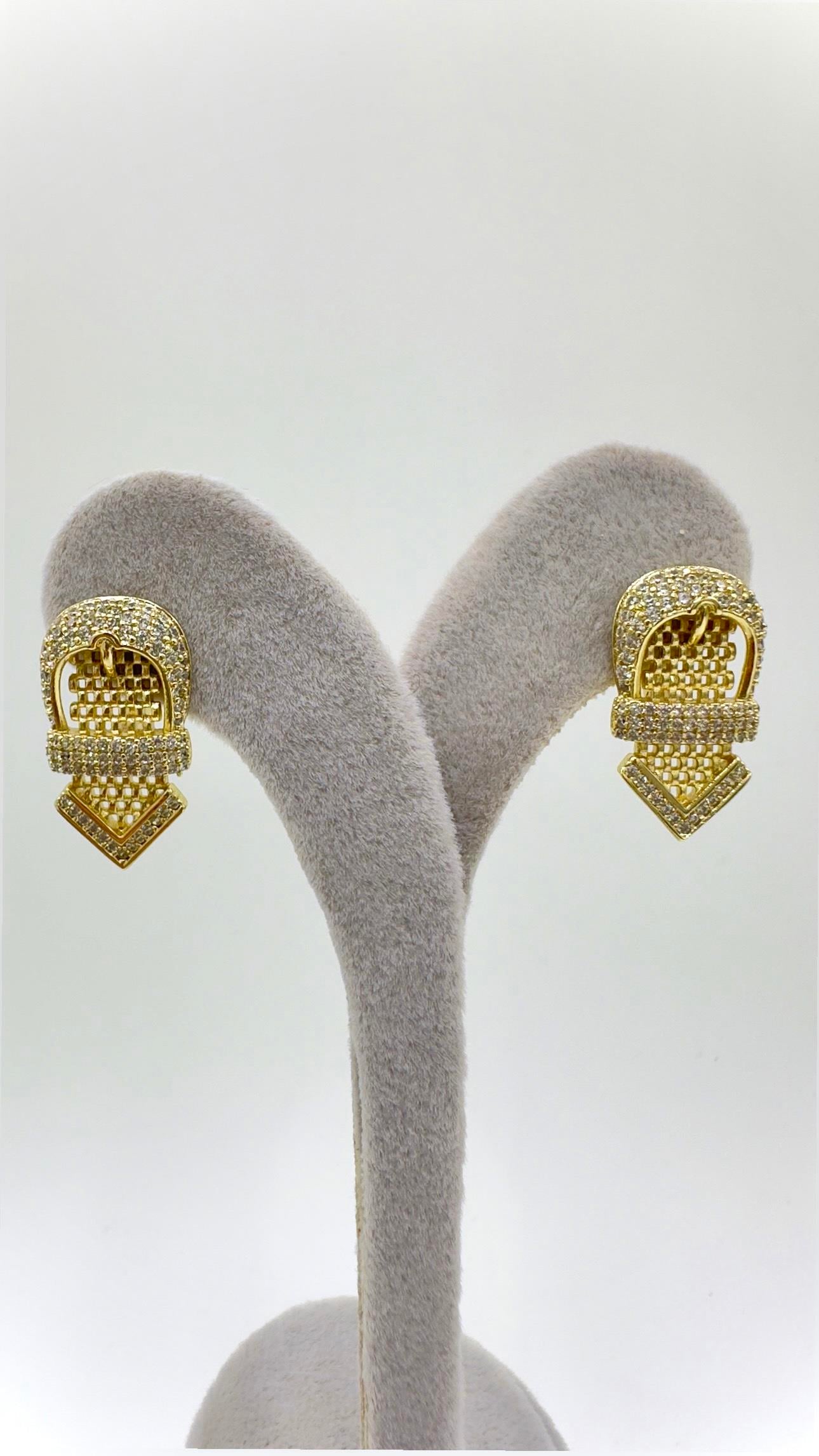 Vp 14 K Majeste Kilit Model Küpe