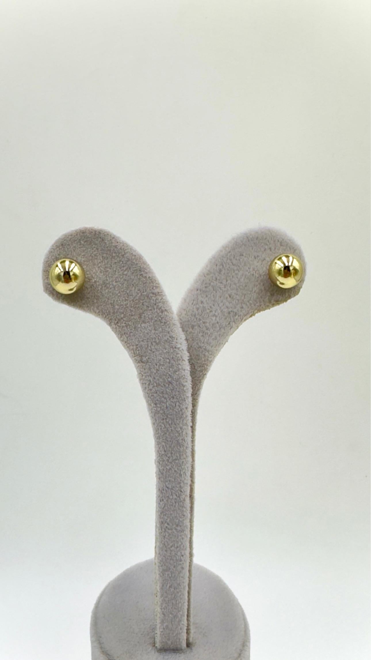 Vp 14 K Orta Boy Top Model Küpe