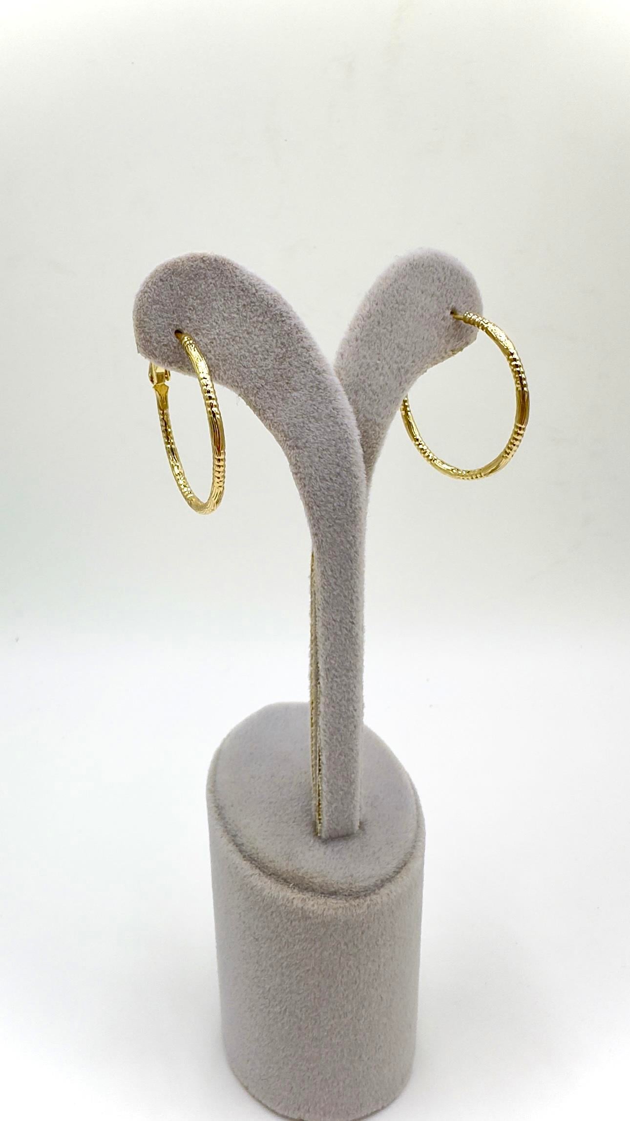 Vp 14 K Pırıltı Halka Model Küpe