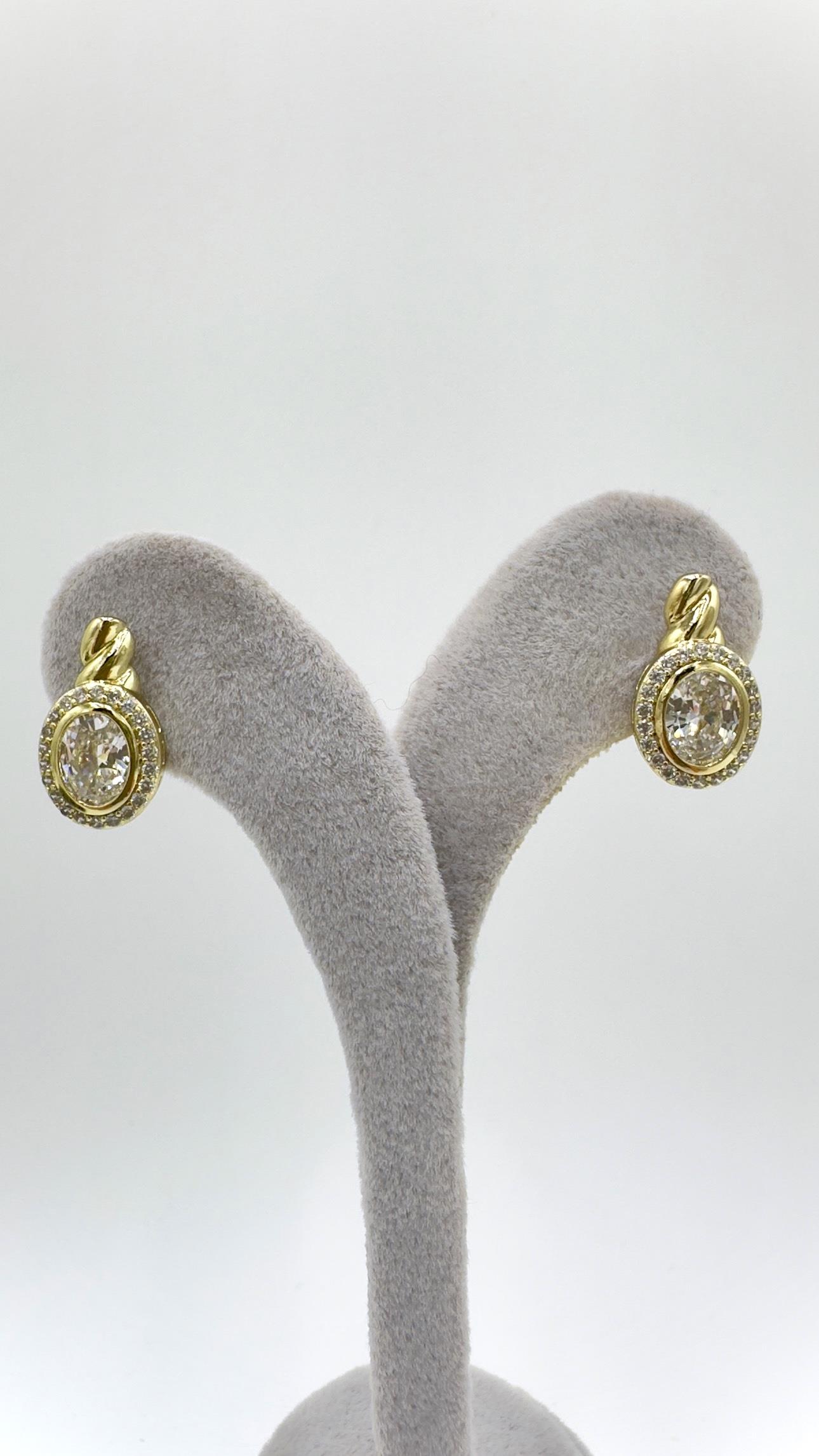 Vp 14 K Pırlanta Model Küpe