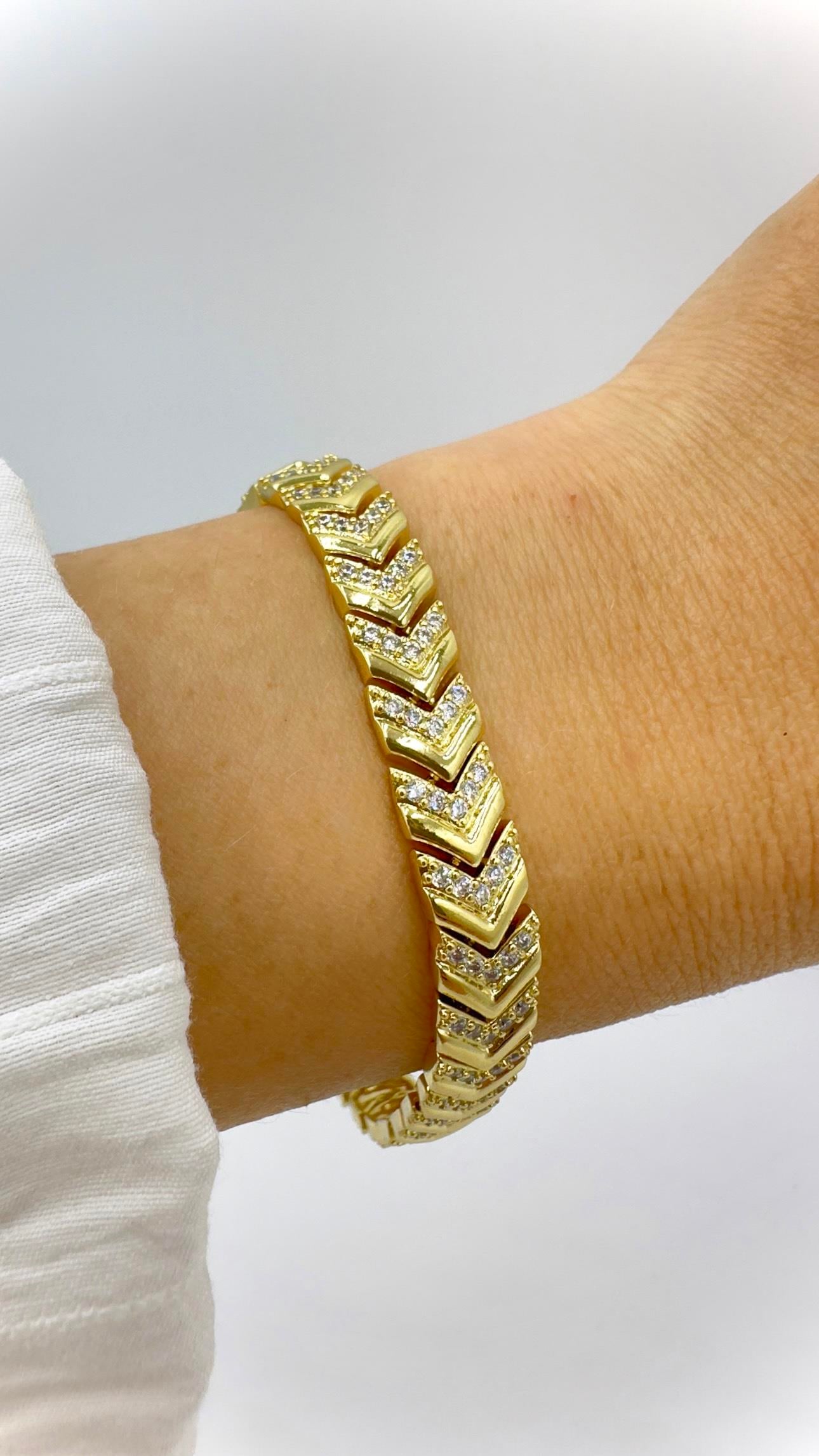 Vp 14 K Sıalı Taşlı Kılçık Model Bileklik