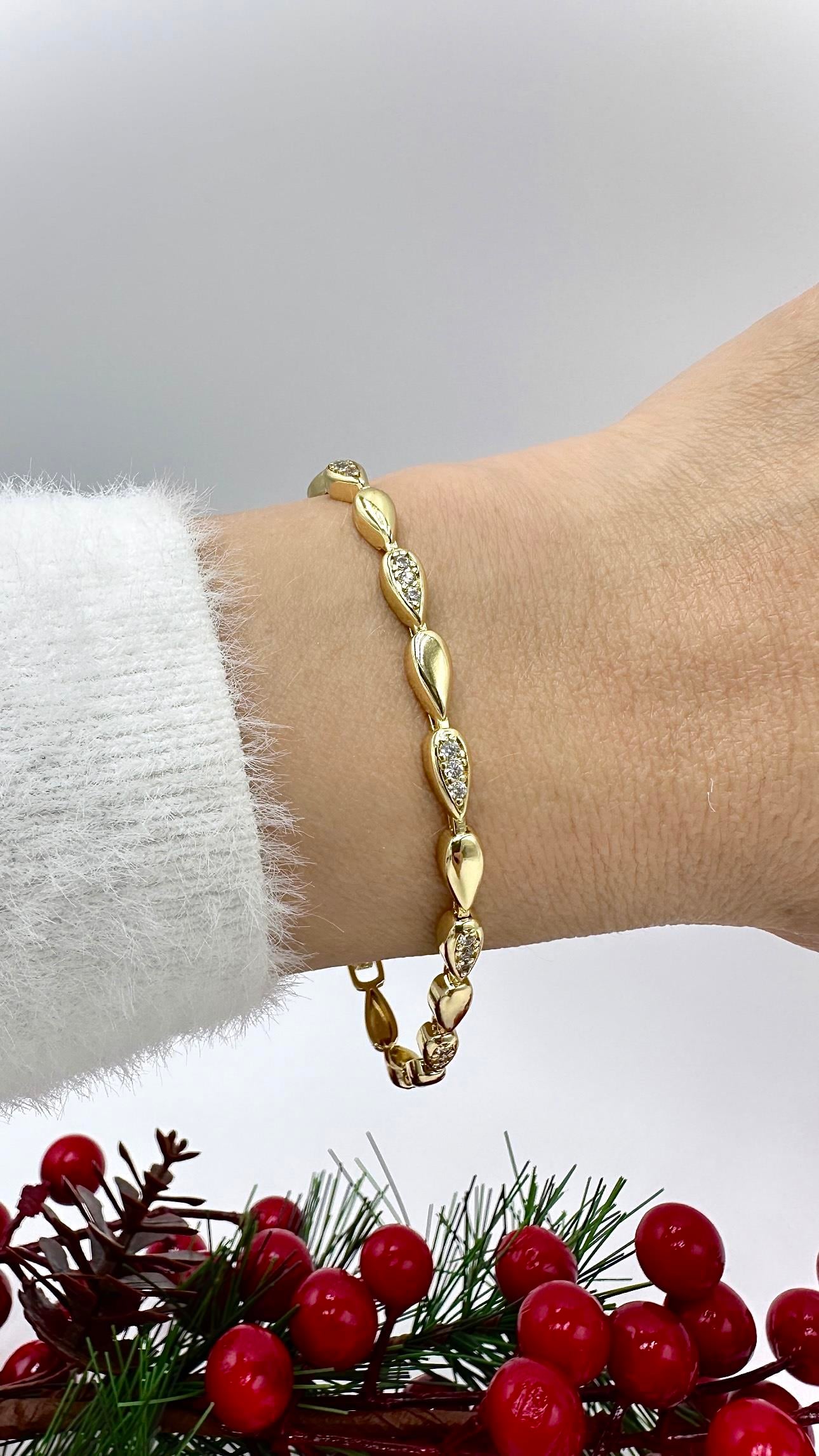 Vp 14 K Su Damlası Model Bileklik
