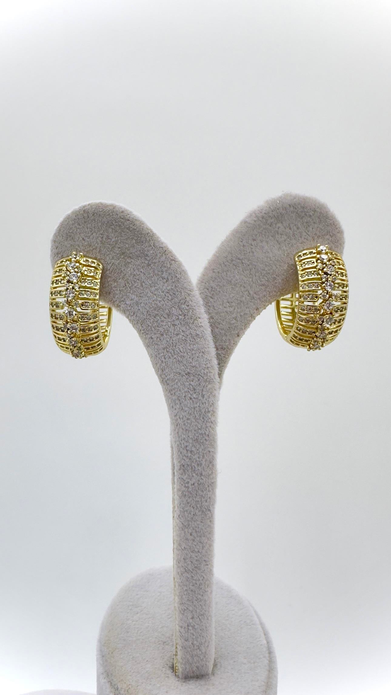 Vp 14 K Taşlı Halka Telkari Model Küpe