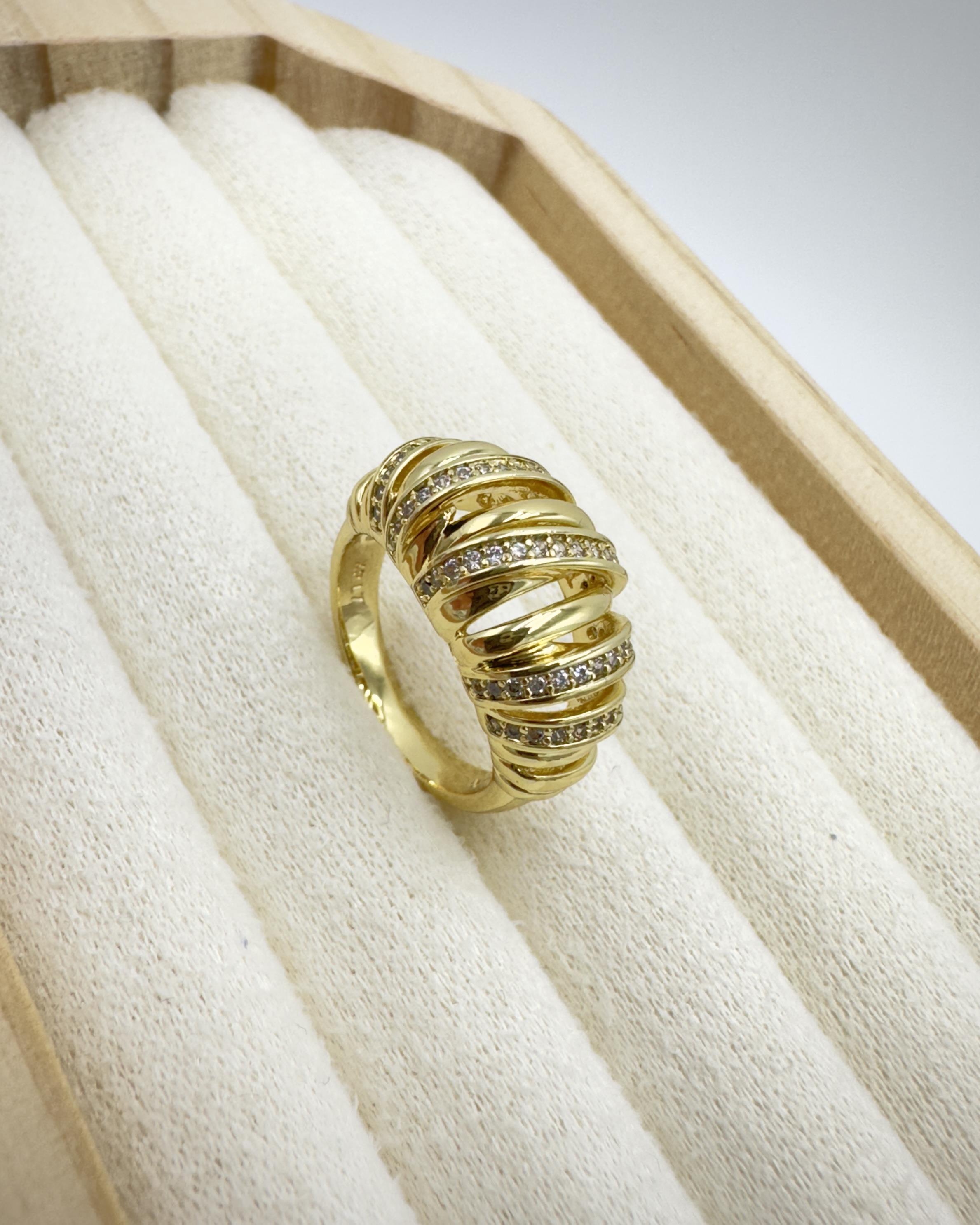 Vp 14 K Taşlı Sarmal Model Yüzük