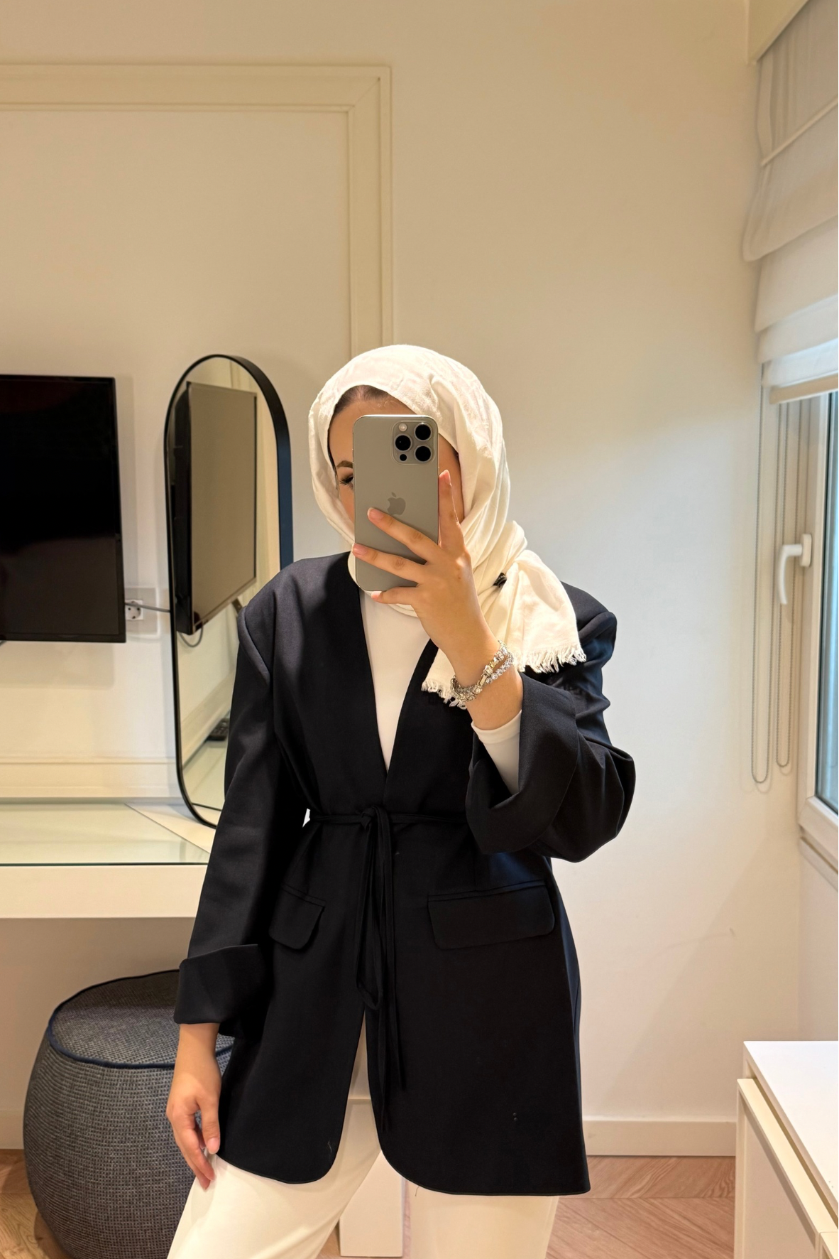 Tesettür Kol Yırtmaç Detaylı Ceket-Lacivert