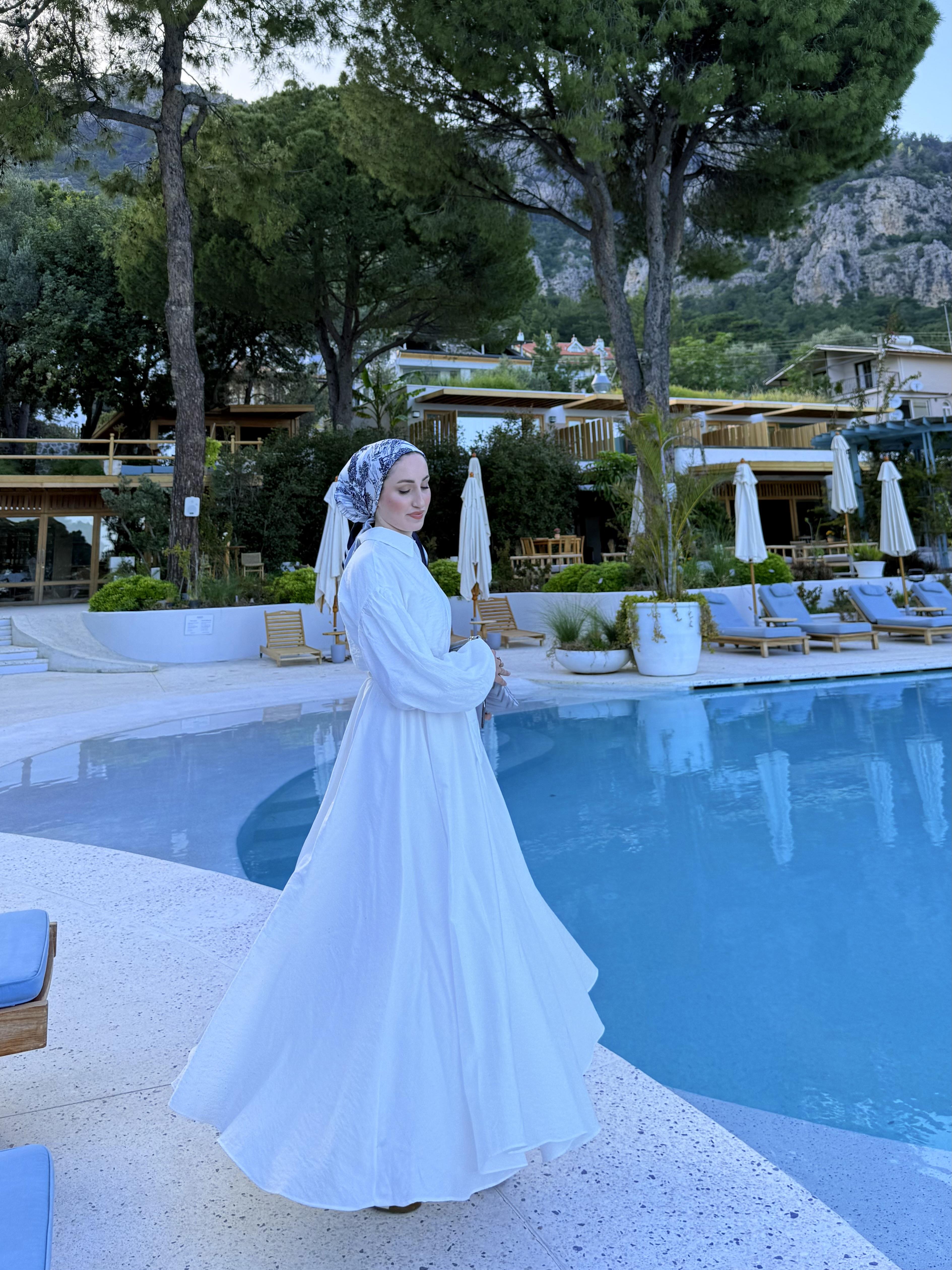 Simli elbise-Beyaz
