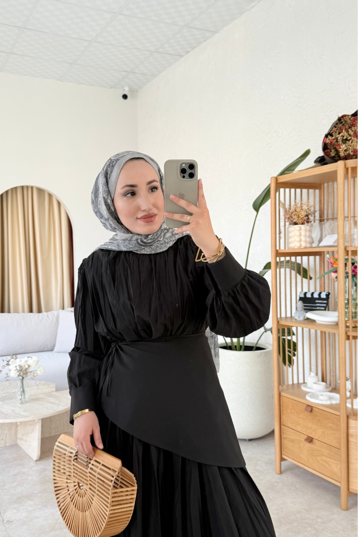 Monna vual kraşlı elbise siyah - Vakronline