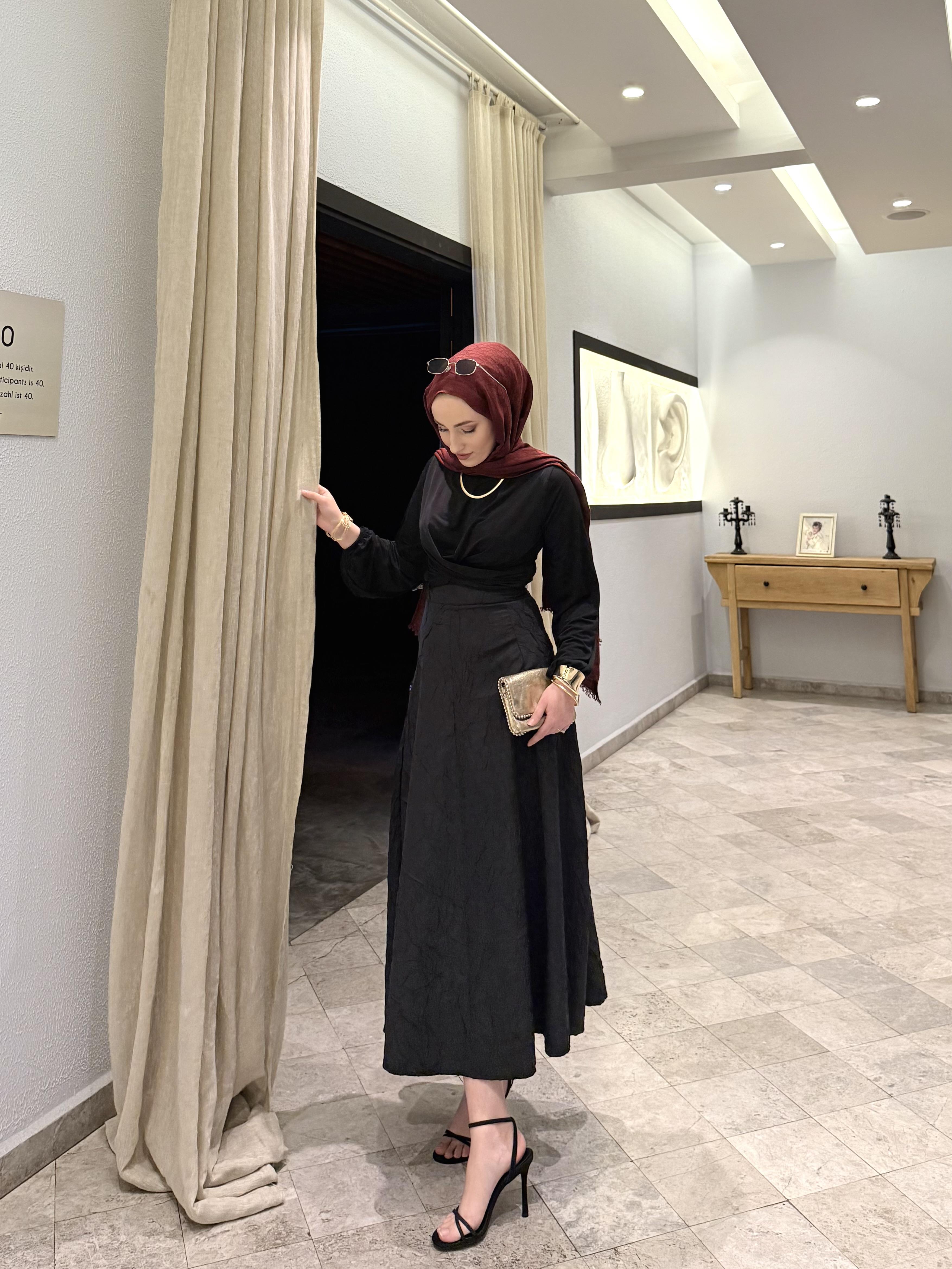 Linda etekli takım-siyah - vakronline
