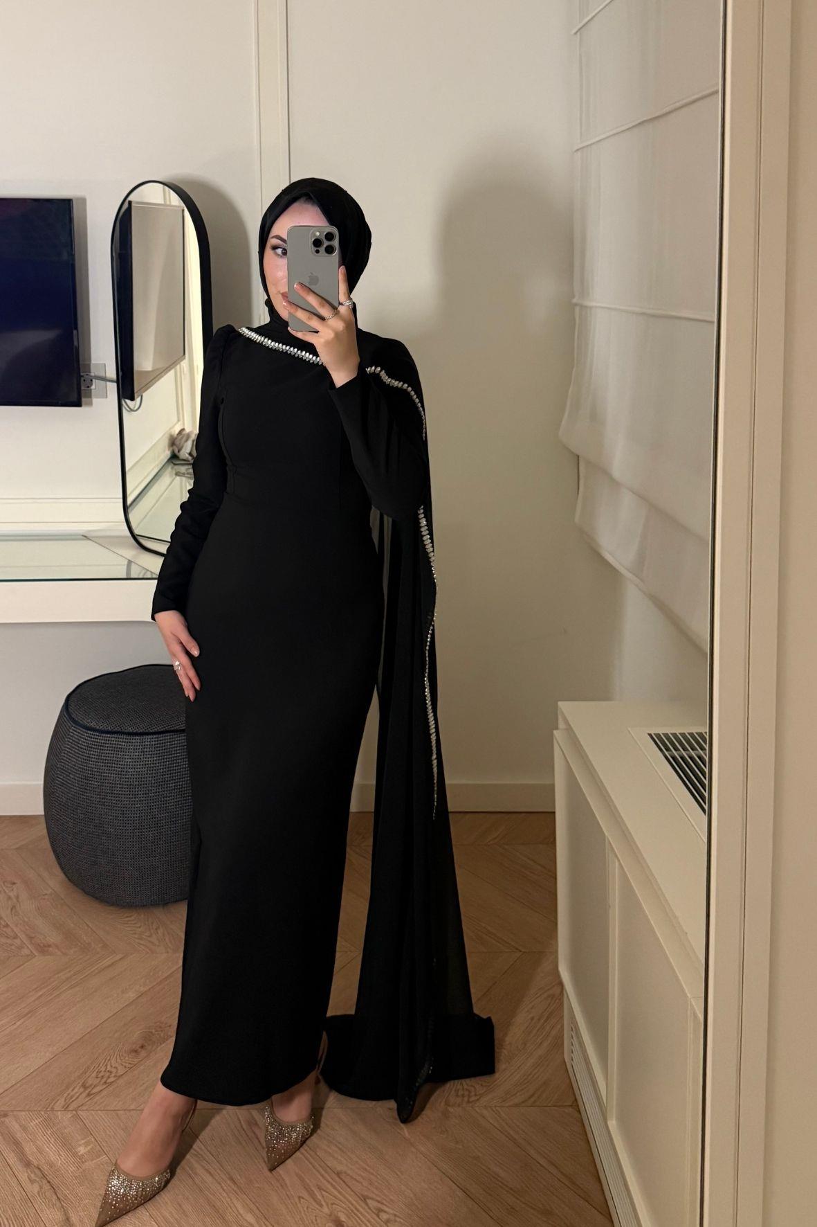 Milena Taşlı Premium Elbise-Siyah (ÖN SİPARİŞ)