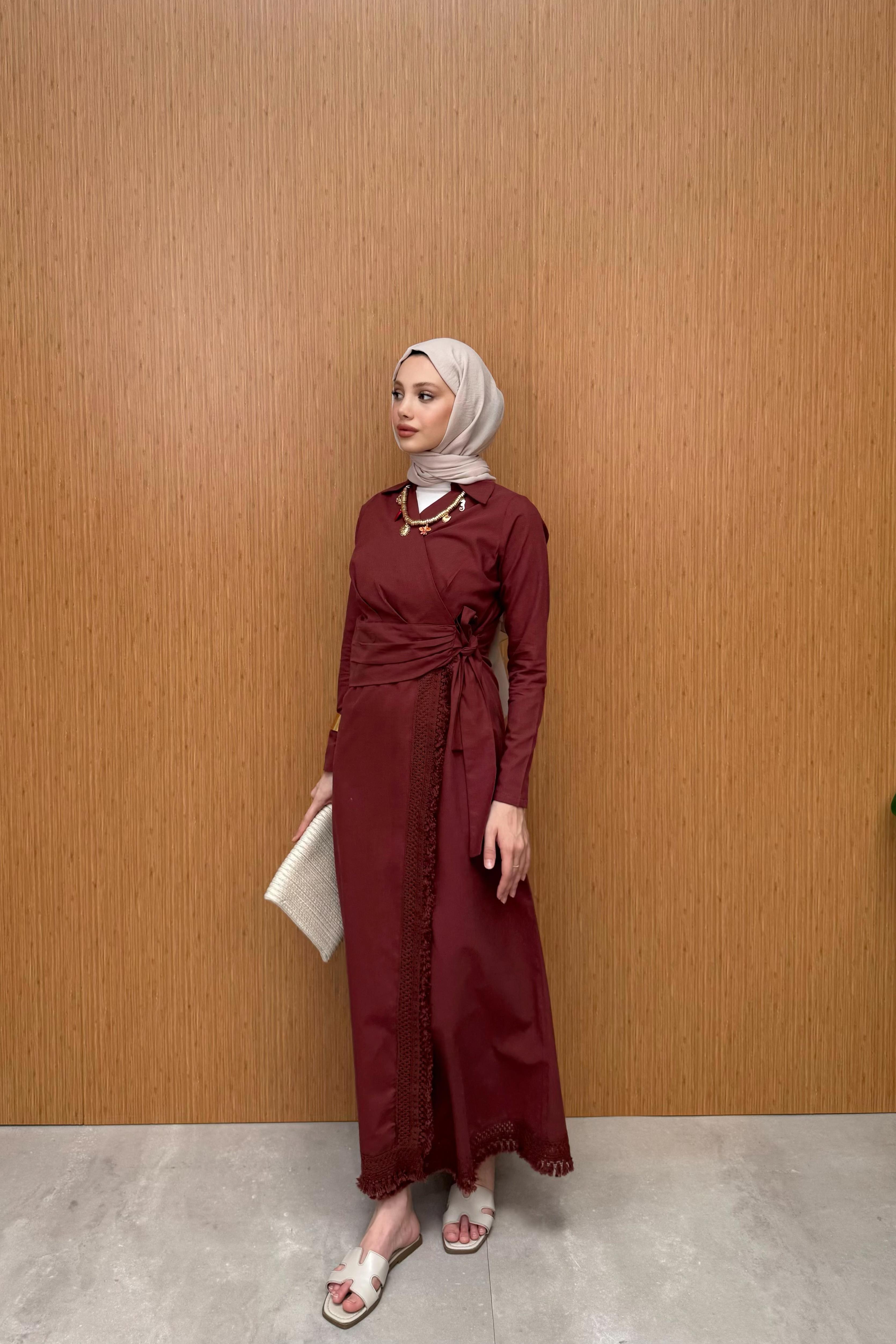 Tesettür V Yaka Bağlamalı Keten Elbise - Kiremit