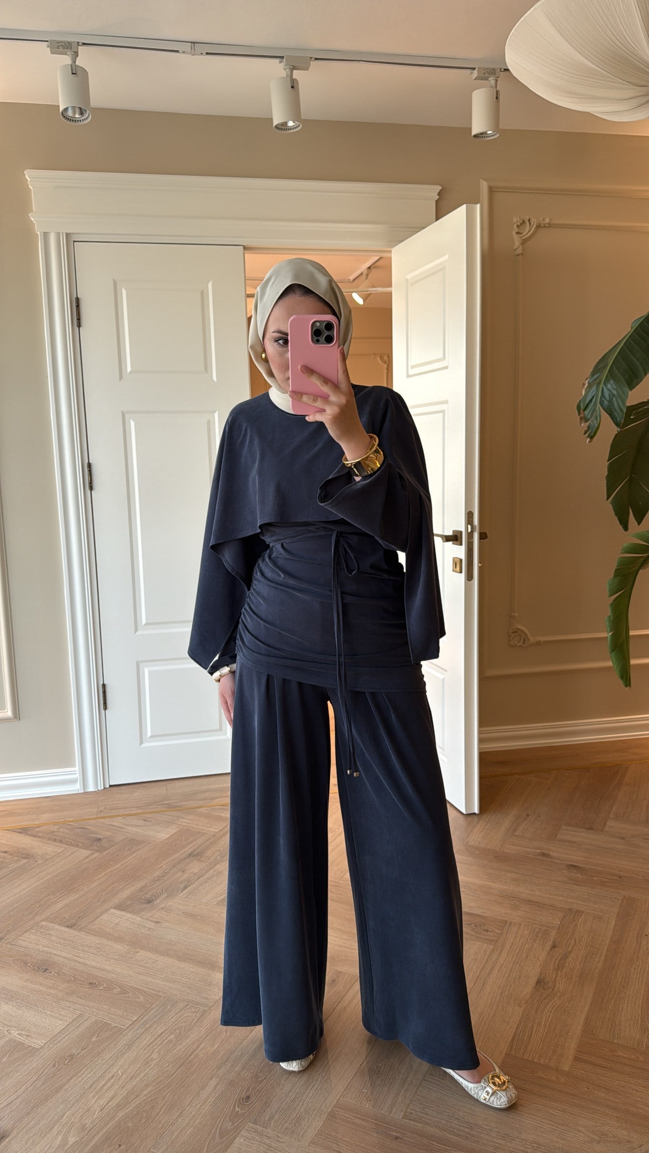 Darcy Pelerinli Pantolonlu Takım Lacivert 