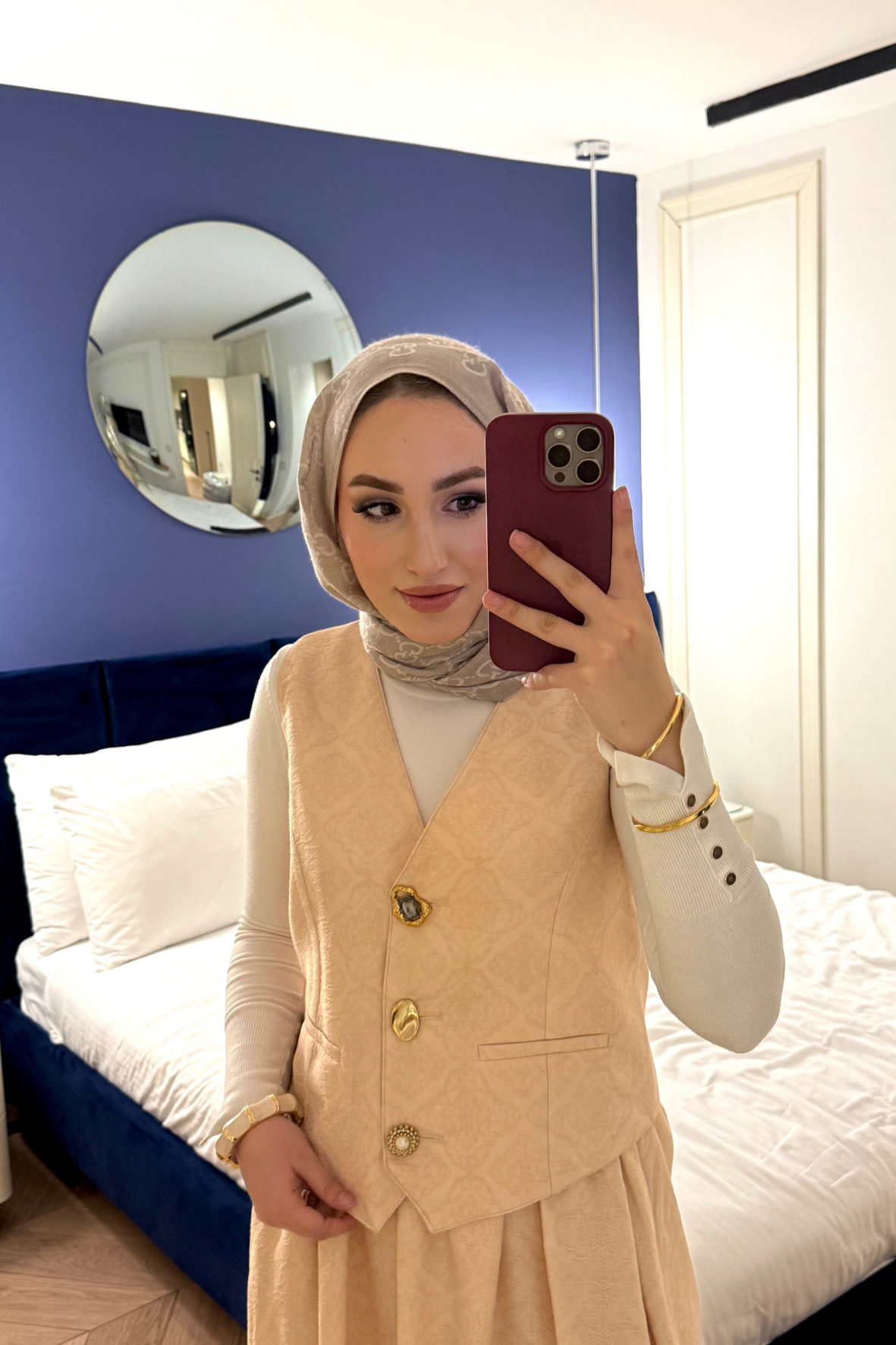 Farah Gold Düğmeli Etekli Takım-Bej