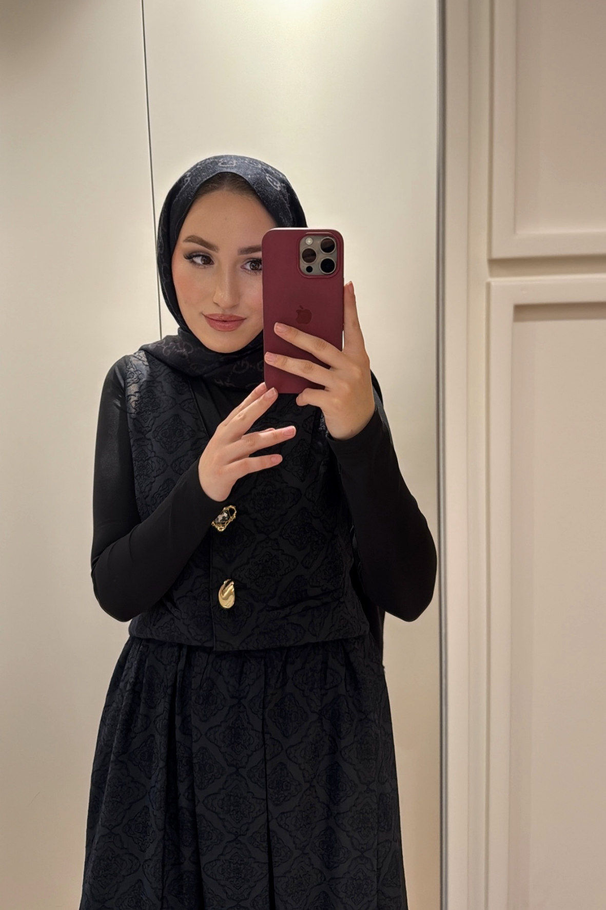 Farah Gold Düğmeli Etekli Takım-Siyah